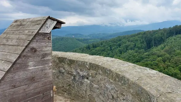 Dağların güzel manzarası