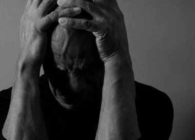 Tanrı 'ya dua eden bir adam, Tanrı' ya tapıyor Karayipler 'deki adam stok fotoğrafı için dua ediyor.