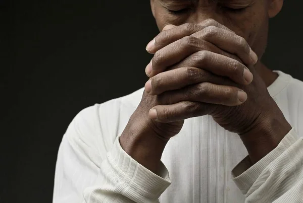 Mann Betet Mit Händen Gott Und Betet Gott Karibik Mann — Stockfoto