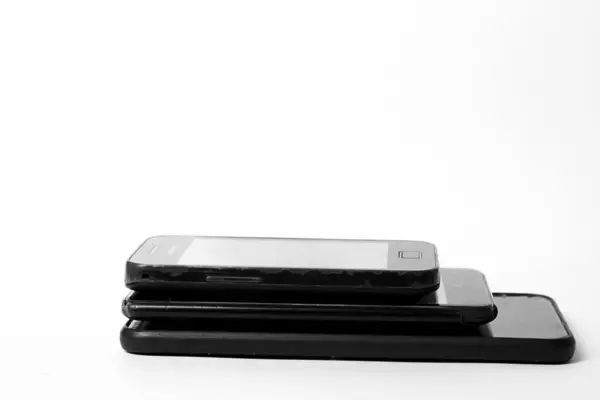 Staré Mobilní Telefony Bílém Pozadí — Stock fotografie