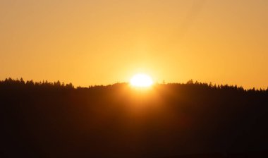 Dağda gün batımı