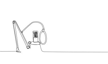 Mikrofon ve pop bir çizgi sanatı filtreliyor. Müzikal, mikrofon, yayıncılık, mikrofon, radyo, müzik, karaoke, ses, retro, kayıt, yayın medyası çizimi