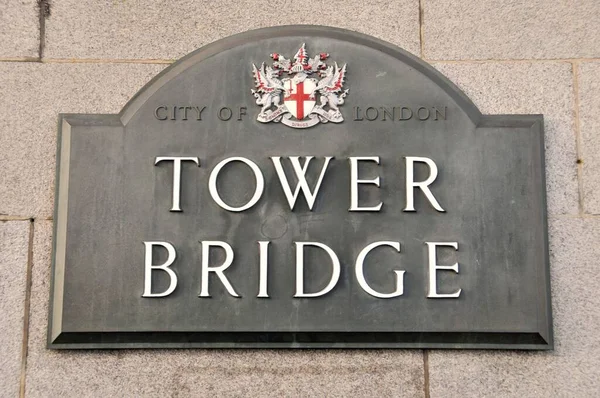 Sign Tower Bridge London England Europe — стокове фото