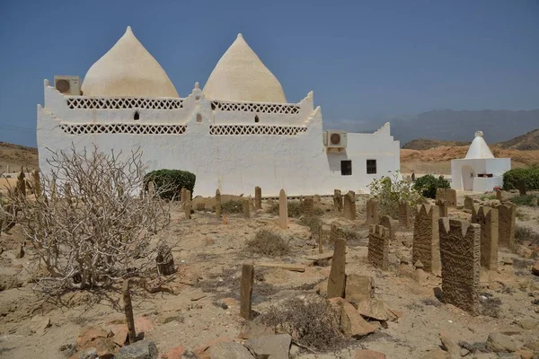 Mauzoleum Muzułmańskiego Świętego Mohammeda Bin Ali Qalayi Niedaleko Mirbat Region — Zdjęcie stockowe