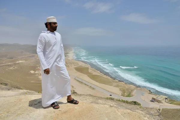 Local Man Wearing White Dishdash Mughsayl Dhofar Region Orient Oman — Stock Photo, Image