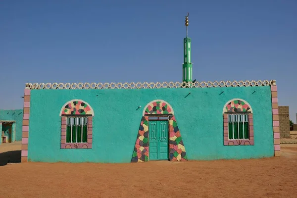 Sufi Gadria Mokakshfia清真寺 典型的五颜六色努比亚图案 Dabbah Northern State Nubia Sudan Africa — 图库照片