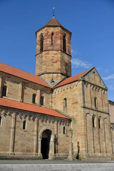 サンピエトロとポールのロマネスク様式の教区教会 ロースハイム ライン アルザス フランス ヨーロッパ — ストック写真