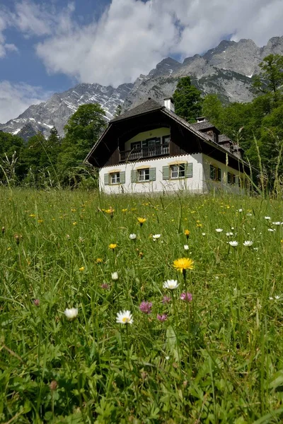 Casa Rural Frente Pared Este Watzmann Alta Baviera Baviera Alemania — Foto de Stock