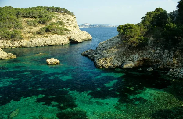 Rotsachtige Baai Bij Peguera Mallorca Spanje Europa — Stockfoto
