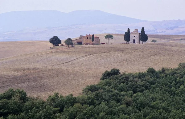 Eenzame Woning Eenzame Kapel Toscane Vlakbij Pienza Italië Europa — Stockfoto