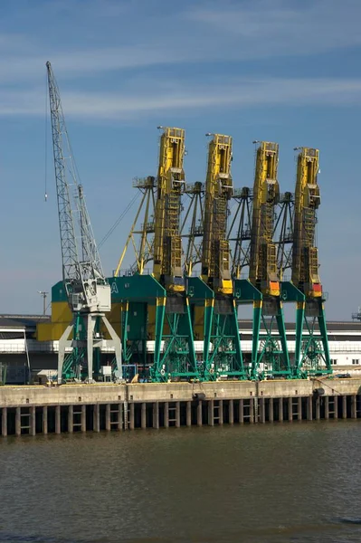 Colorfull Cranes Hamburg Harbour Germany — Stock Photo, Image