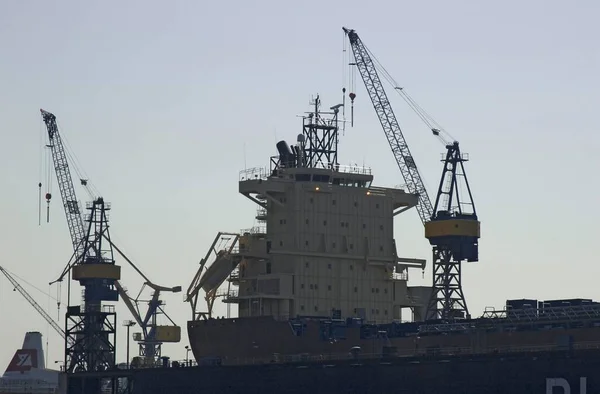 Cranes Container Ship Dockyard Blohm Voss Hamburg Harbour Germany — Stock Photo, Image