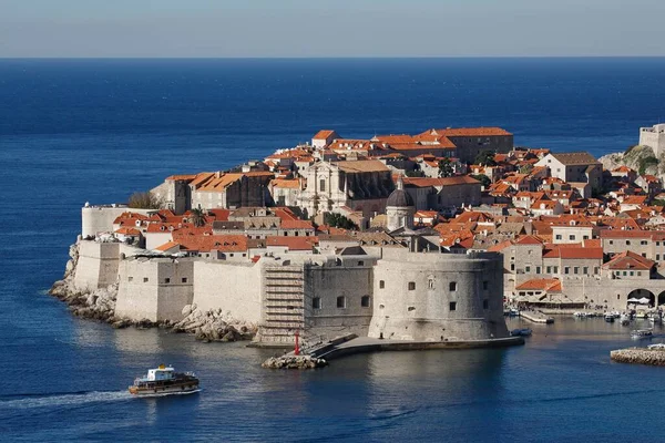 Historische Oude Binnenstad Van Dubrovnik Met Stadsmuren Vestingwerken Haven Dalmatië — Stockfoto