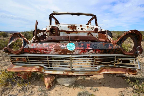 Rusty Wrak Samochodu Poboczu Drogi Camarones Chubut Argentyna Ameryka Południowa — Zdjęcie stockowe