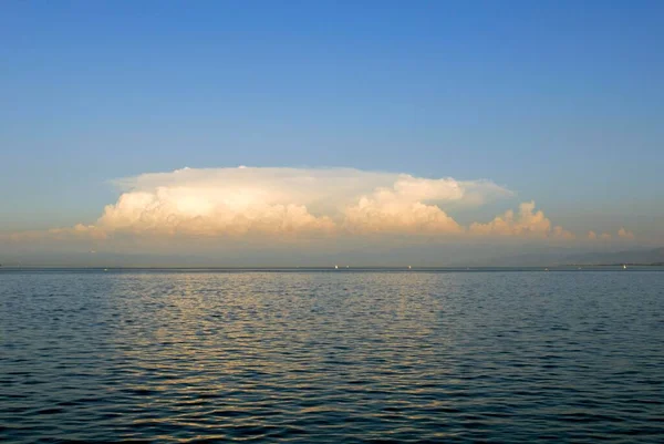 Una Nube Trueno Cumulonimbus Sobre Constancia Del Lago Baden Wuerttemberg — Foto de Stock
