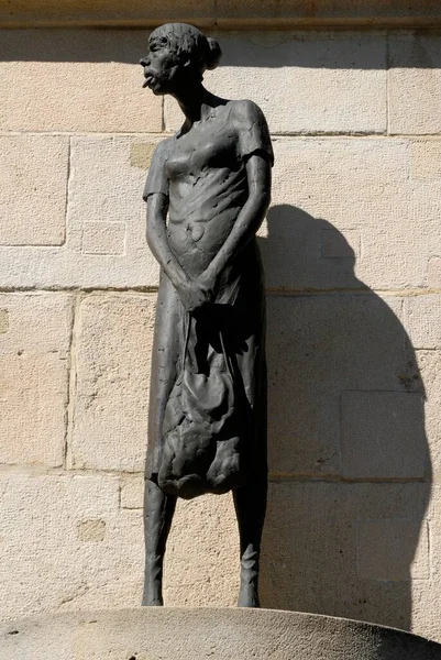 예술가 롤랜드 베르크의 조각품 — 스톡 사진