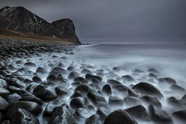 Βραχώδη Ακτή Σερφ Παραλία Unstad Lofoten Νορβηγία Ευρώπη — Φωτογραφία Αρχείου
