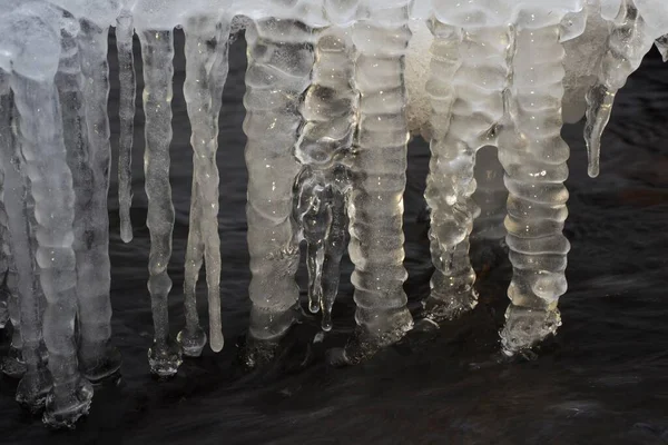 Παγοκολώνες Παγωμένο Ρυάκι Drusel Έσση Γερμανία Ευρώπη — Φωτογραφία Αρχείου
