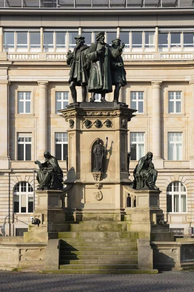 Johannes Gutenberg Monument Romarkt Frankfurt Main Hessen Tyskland Europa - Stock-foto