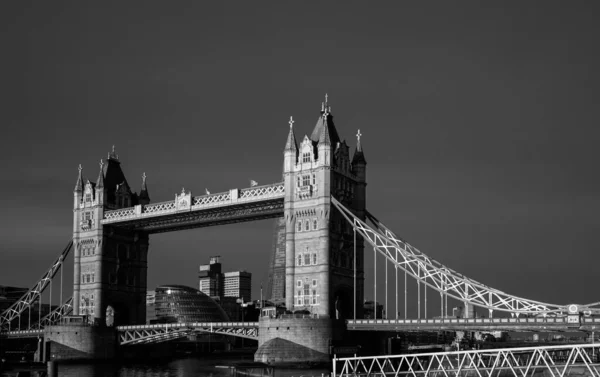Tower Bridge Λονδίνο Ηνωμένο Βασίλειο Ευρώπη — Φωτογραφία Αρχείου