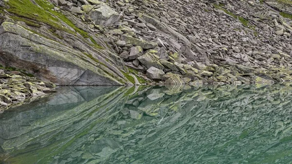 Unterer Gerlossee Lake Reflection Wildgerlostal Hothe Tauern Zillertal Alps Salzburg — ストック写真