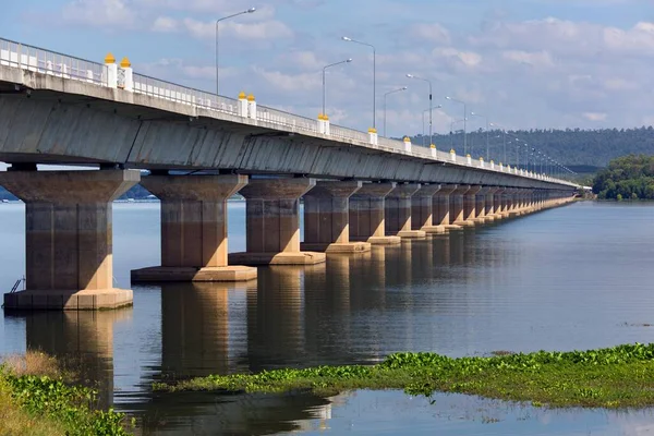 Thepsuda Köprüsü Lam Pao Barajı Non Buri Kalasin Bölgesi Isan — Stok fotoğraf