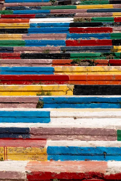 土耳其马尔丁亚洲多彩的楼梯 — 图库照片