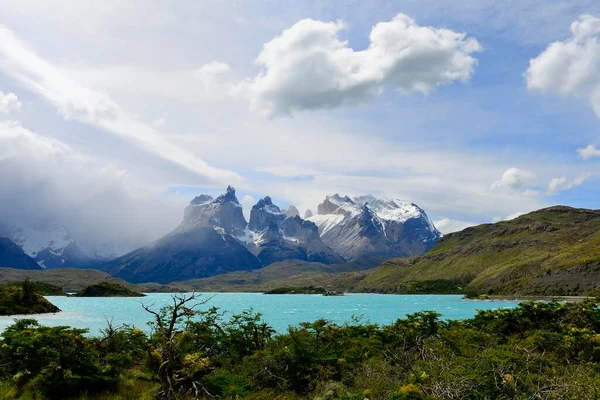 Cuernos Del Paine Massif Clouds Lake Peho Torres Del Paine — 图库照片
