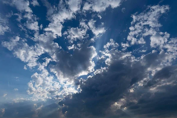 Güneşin Önünde Yağmur Bulutları Nimbostratus Bavyera Almanya Avrupa — Stok fotoğraf