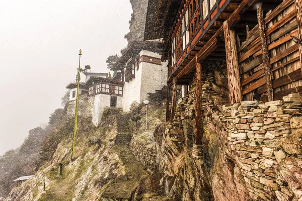Buddhist Nunnery Mountains Snowfall Kila Nunnery Paro Haa Himalayan Region — Stock Photo, Image