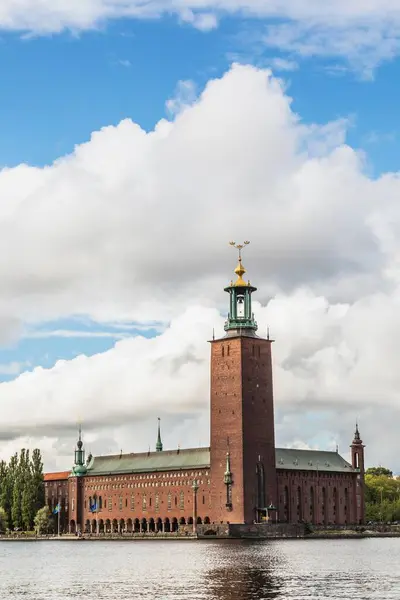 Вид Будівлю Міської Ради Стокгольма Острові Кунгольмен Стокгольм Швеція Європа — стокове фото