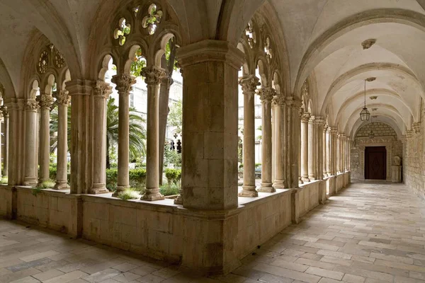 Arcade Monasterio Dominicano Ciudad Vieja Dubrovnik Croacia Europa — Foto de Stock