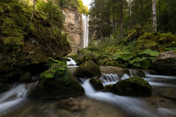 滝の滝 カントン付録 Innerroden Switzerland Europe — ストック写真