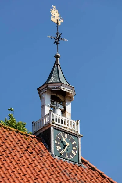 Часовая Башня Колокольня Реформатская Церковь Грециль Крюгерн Восточная Фризия Ловер — стоковое фото