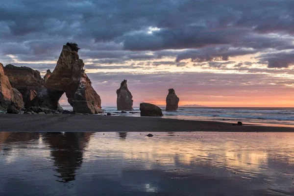 白崖岩的形成 通加波鲁图 塔拉纳基 新西兰 大洋洲 — 图库照片