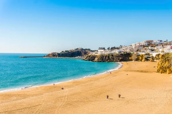 Geniş Kumsal Şehir Manzarası Albufeira Algarve Portekiz Avrupa — Stok fotoğraf