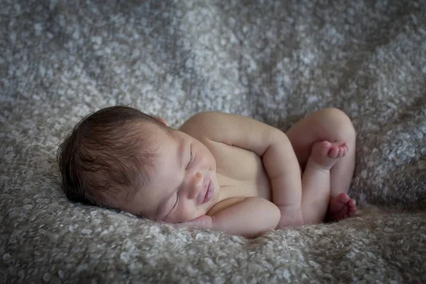 Pasgeboren Baby Vijf Dagen Slapend — Stockfoto