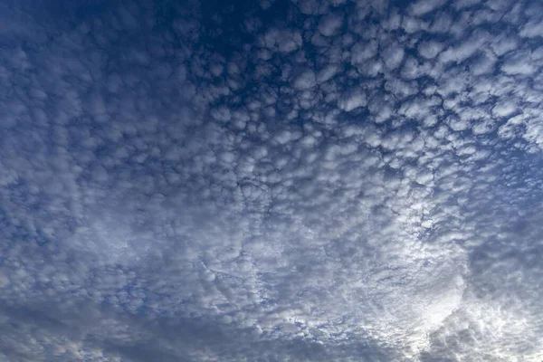 Pequeñas Nubes Veloces Cirrocumulus Baviera Alemania Europa — Foto de Stock
