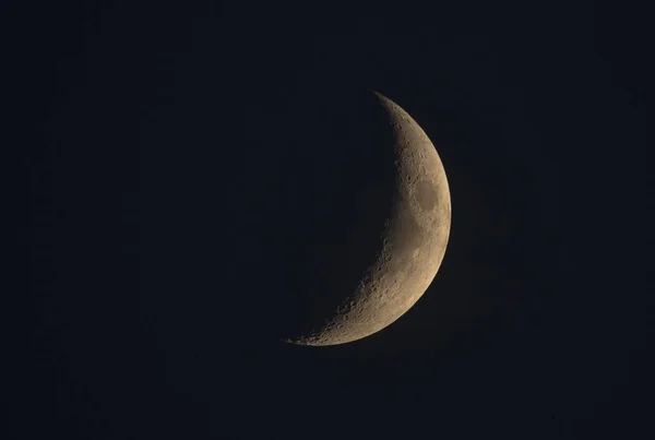 Meningkatkan Bulan Bulan Sabit Terlihat Dari Belahan Bumi Eropa Jerman — Stok Foto