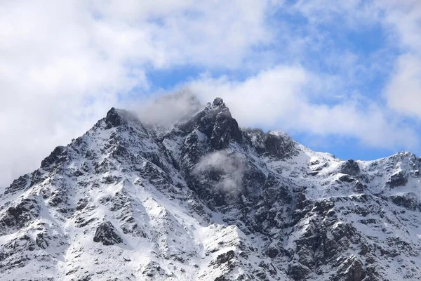 Pierwszy Jesienny Śnieg Szczytach Gór Pontyckich Pobliżu Barhal Turcja — Zdjęcie stockowe