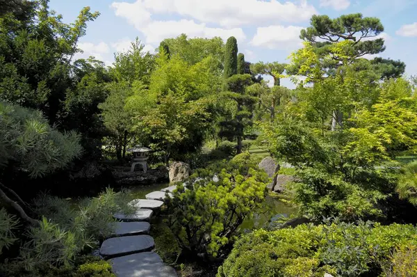 Blhendes Barock Ludwigsburg 在日本花园 — 图库照片