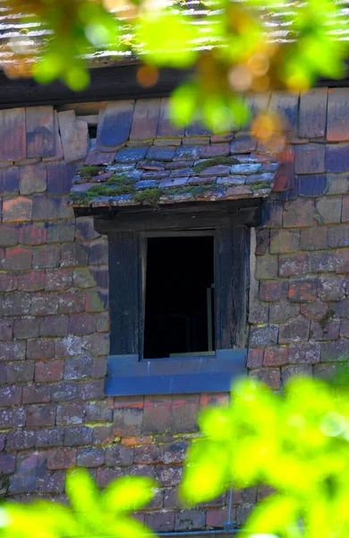 Old Dormer Window Closeup View — Stock Photo, Image