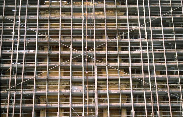 Kirche Gerüst Bau — Stockfoto