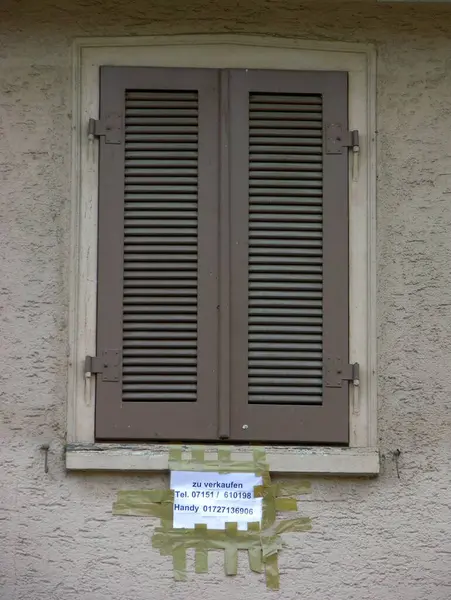 Windows House House Sale Closed Shutters — Stock Photo, Image