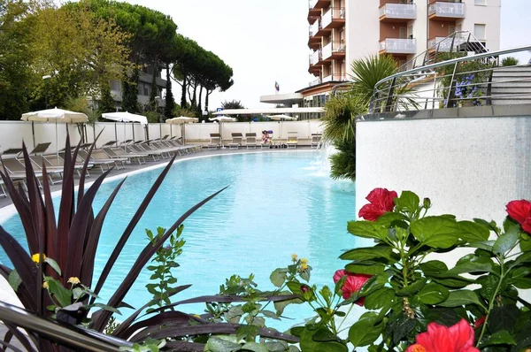 Emilia Romagna Italiaanse Adriatische Zee Cervia Hotel Garden Pinerella Zwembadcomplex — Stockfoto