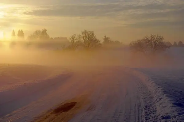 Napkelte Havazással Maulbronnban Reggeli Hangulat Köd Havazással Földút Havazással Nap — Stock Fotó