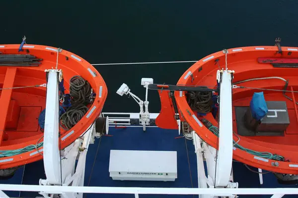 Rettungsboote Auf Einer Fähre Zwischen Norwegen Und Dänemark — Stockfoto