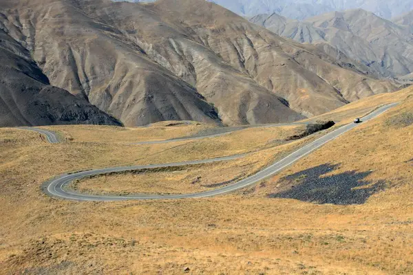 Estrada Passagem Solitária Nas Montanhas Elburs Irão — Fotografia de Stock