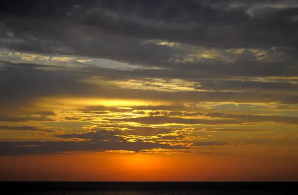 Италия Романья Адриатическое Море Восход Солнца Утренняя Облачность — стоковое фото