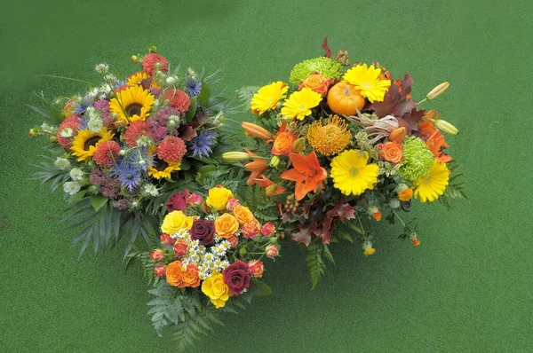 Bunter Geburtstagsstrauß Aus Blumen Nahaufnahme — Stockfoto